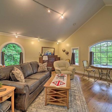 Quiet Studio Escape About 2 Mi To Blue Ridge Parkway! West Jefferson Exterior photo